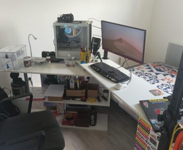 My battlestation ! (Sorry for the weird angle)