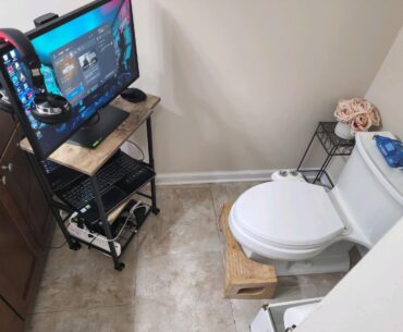 Hows my Portable Setup? I would love to see some inspiration for some more portable/couch setups.