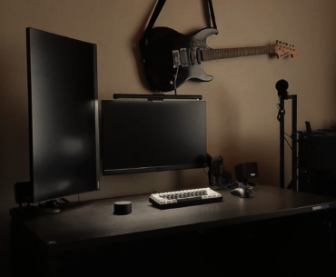 I didn't want to throw away my old 27'' monitor, does it look weird?