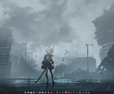 Does anyone else keep their desktop completely (or almost completely) icon-free?