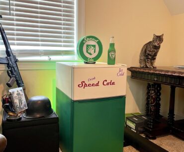 1/1 Speed Cola Mini-Fridge
