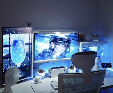 My icy-cold desk setup!👻
