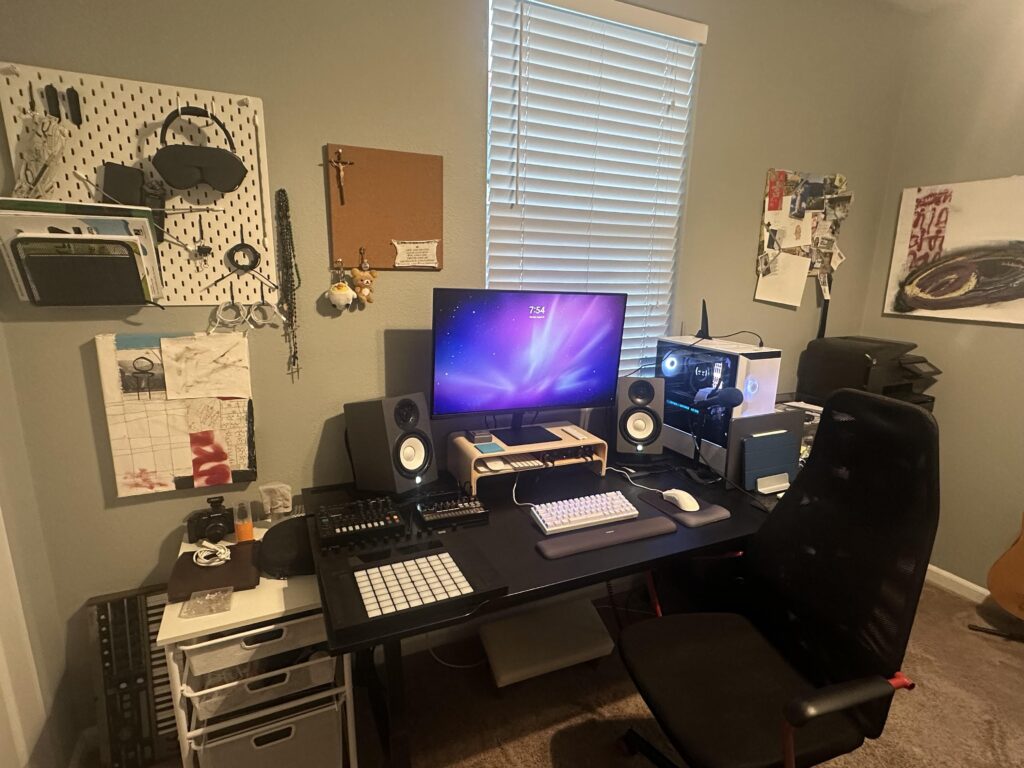 Looking to improve my gaming/music battlestation, thoughts?