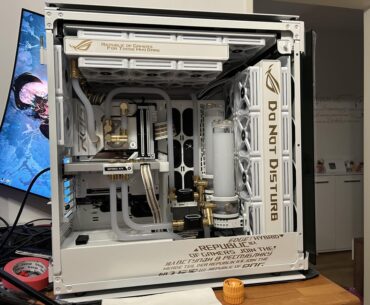 Custom White/Gold PC Build