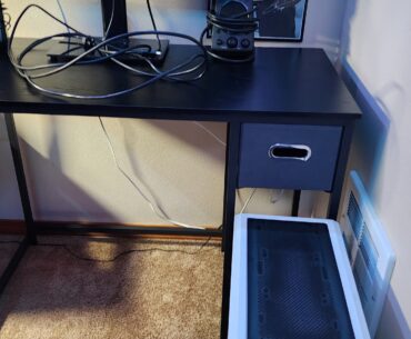 Well.... That's the last time I trust Amazon's desk measurements.