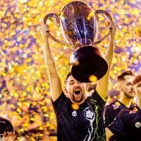 HooXi: "Couldn't care less about what @cios_snax said on stream, but to people who's mad at me for saying I think it was a mistake to bring him on board. Come on.. What would it say about me as a competitor if I didn't believe more in myself than him?"