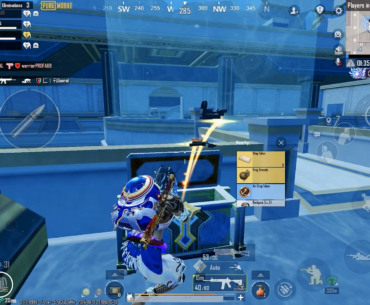 1v3 with NO HELMET, literally 1hp left… 🫠