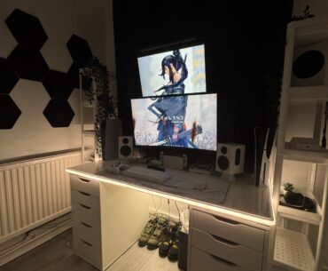 Hi guys, added some hexagon decorations just waiting on my Govee glides