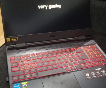 Walmart mixed up the laptops (see desc)