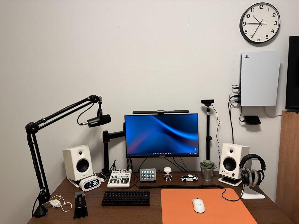 my 2024 desk setup