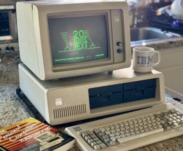 It's movie night at my place so we're about to watch Star Wars the way George Lucas definitely meant it to be seen: via Telnet streamed at 9600bps to a 43-year-old IBM PC with a monochrome green screen monitor 😍