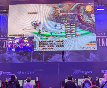At Gamescom this year, Yoshi P is taking on a boss in FF14with players from the crowd. What a legend