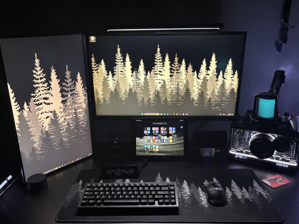 MINIMAL DUAL MONITOR SETUP
