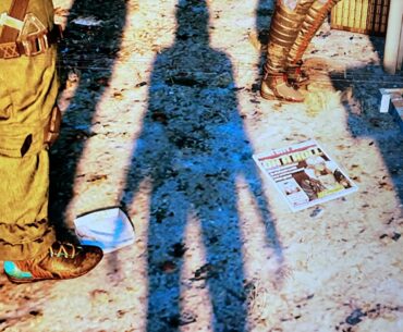 Anyone else think V’s shadow looks a lil creepy?