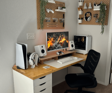 Any other single monitor battlestations out there? lol