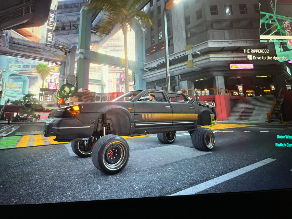 Guys help, how to make the car go down?!😭