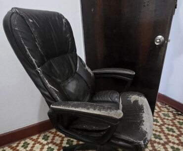 Serious question, I think its time to upgrade my "gaming chair", what are some recommendations? or what is everyone using? cant find any good recommendations on yt