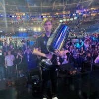 m0NESY: "Championship ended so quickly for us and I didn’t have time to say what I wanted to say on stage. I want to send a message to a man who inspired millions of people, including me. Sasha, we are all waiting for your return to the pro stage. It's time to turn haters into your fans once again!"