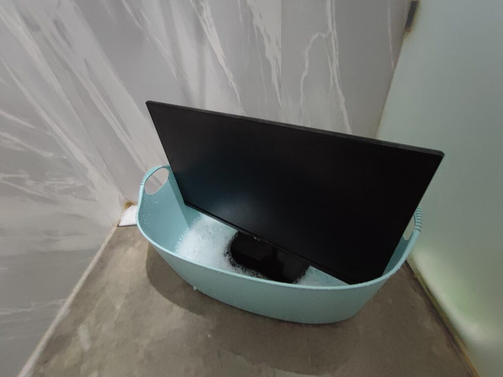 How often do you guys bathe your monitor?