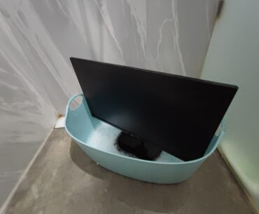 How often do you guys bathe your monitor?