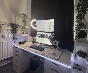 my black and white setup