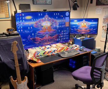 Went to a super cool 70 y/o gamers house today and this was his setup I was pretty surprised