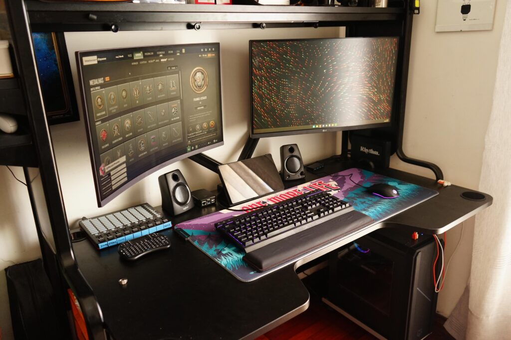 Working + Gaming Setup (Roast me)