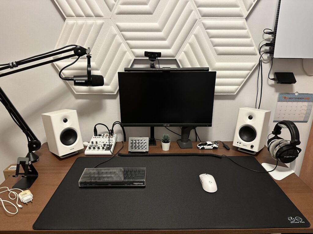 my 2024 desk setup