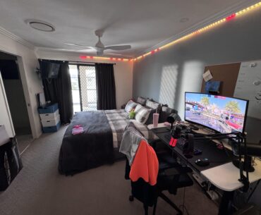 PC be chilling in da new room
