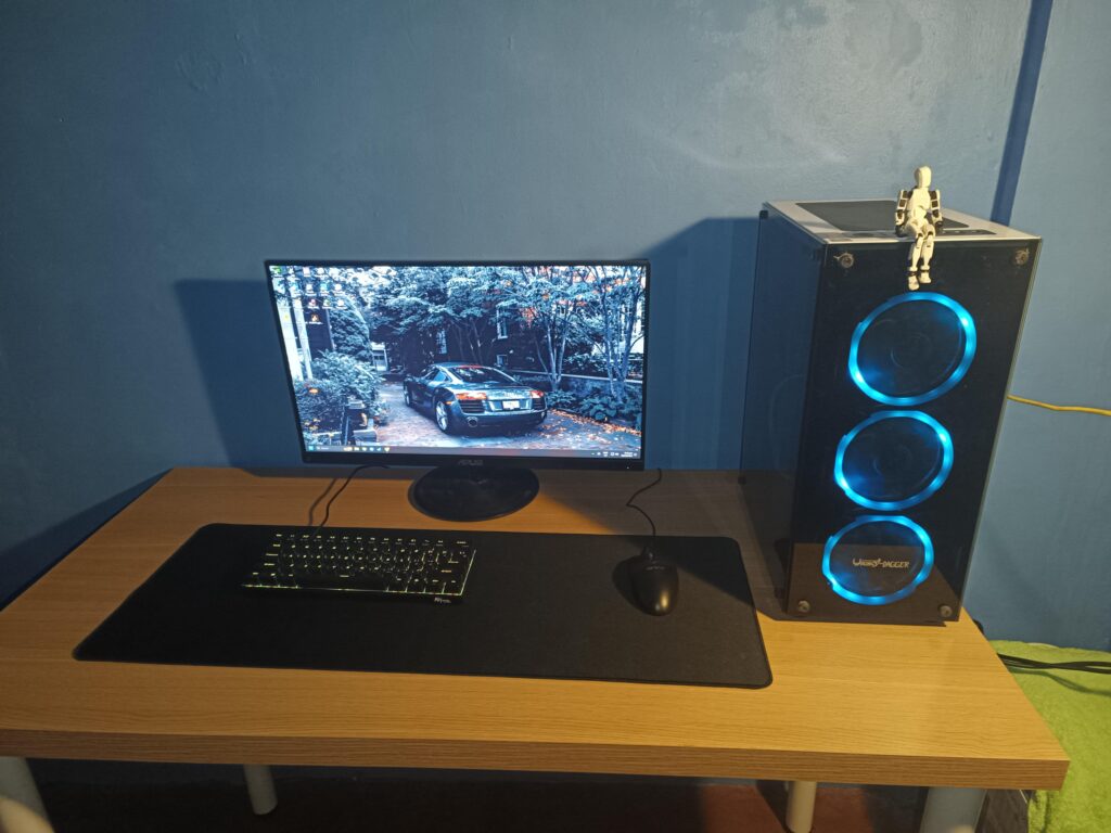 Update: I replaced my desk, let me know what you think.