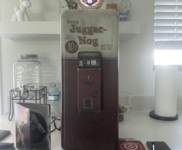 Jugger-nog Mini Fridge