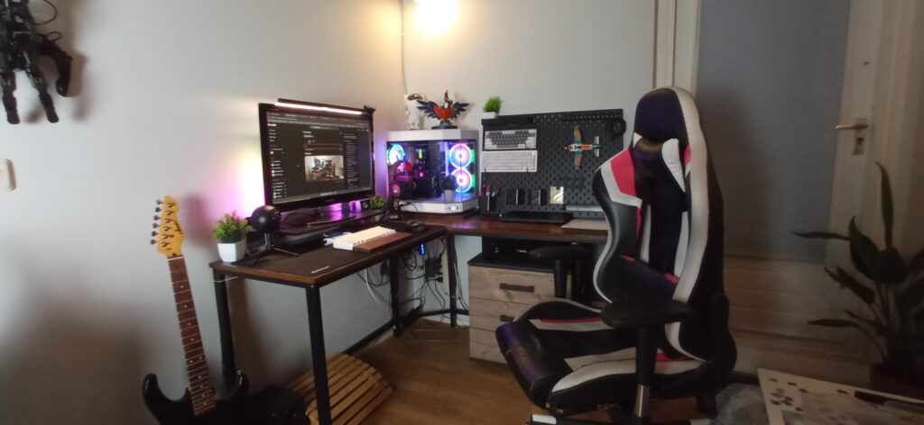 Still needs quite some work, but it's getting along.