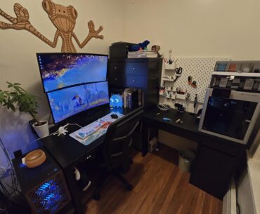 Got a 3D printer last week and that motivated me to finally fix my small office space.