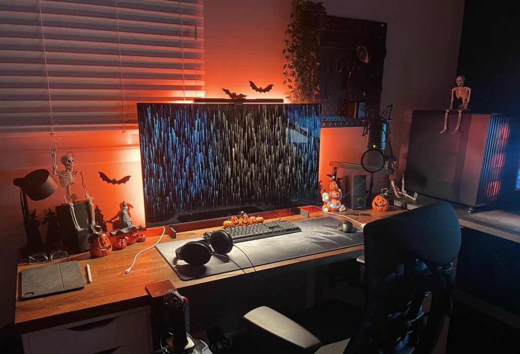 Anyone else like to decorate their setup?