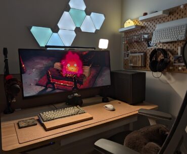 Redid my set up over the weekend— for productivity + gaming. Hope y’all love it!