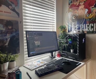 new desk, big upgrade from my 40 dollar amazon desk l