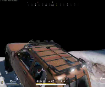 I've never seen this "glitch" but it was hella annoying I couldn't see anything and ended up dying right after the clip because of the huge parachute.