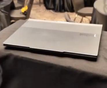 Lenovo ThinkBook Auto Twist AI PC