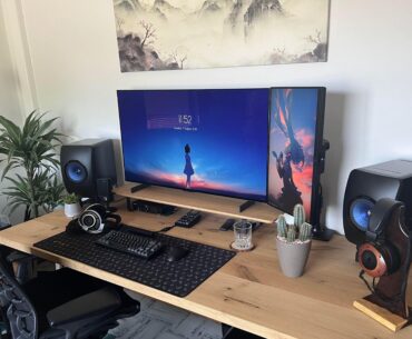 Look what scrolling through Reddit turned me into...my battlestation with my first ever custom mech keyboard!