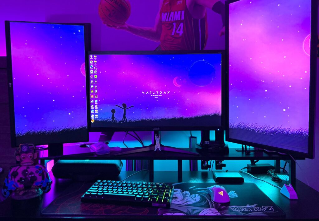 New desk means new battle station.