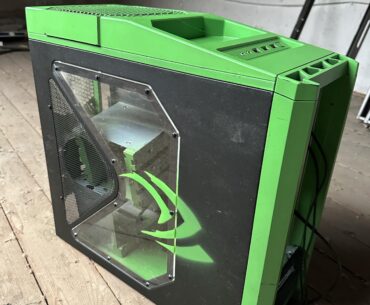 Found my old Antec 900 Case with "custom"Nvidia Paintjob from about 15 years ago which I thought got thrown away years ago in my grandmother's Attic