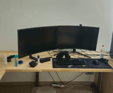 Seeking advice about the unused space on the left of my desk.
