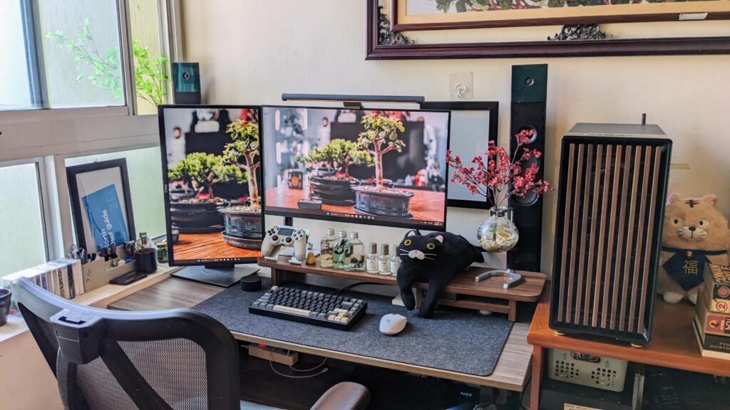 Maximalist vibes, minimum focus