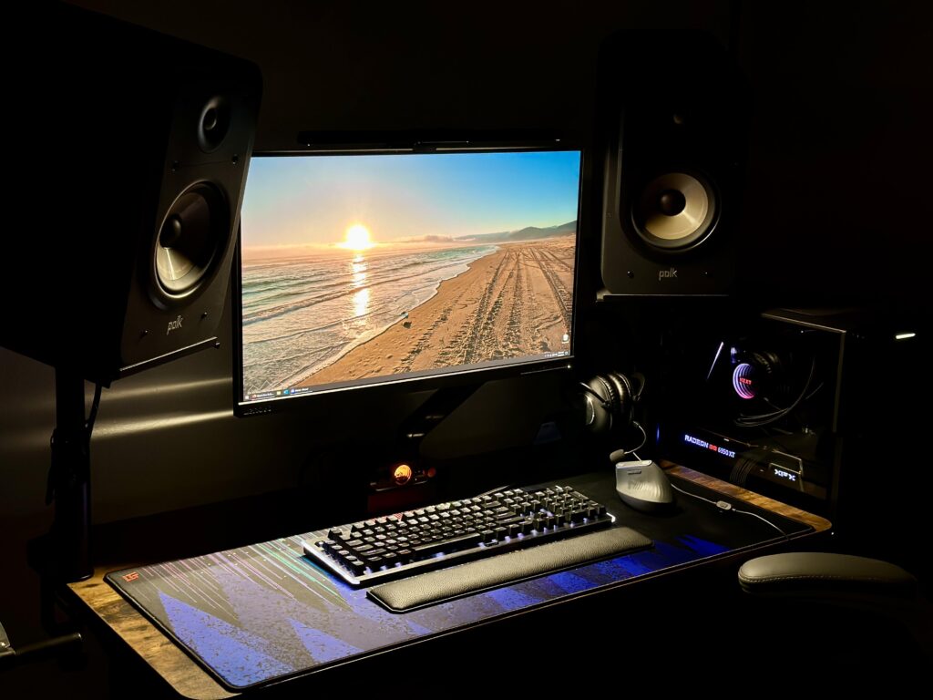 My Cozy Space Late At Night - Mainly For Listening to Music