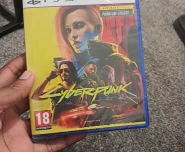 I went into this game completely blind & I'm glad I did!