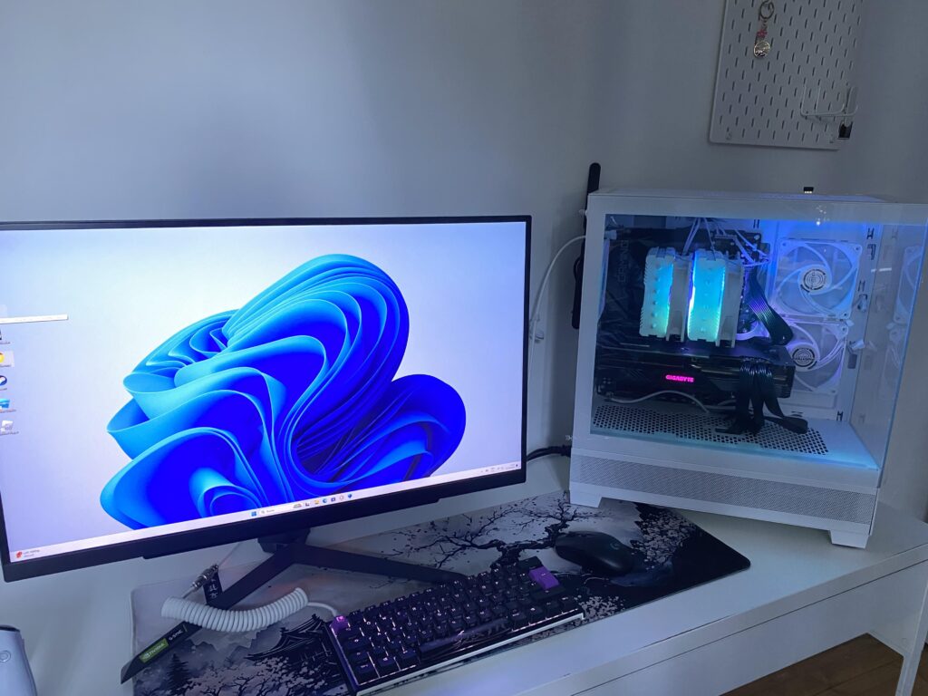 My First PC build, i know it is Not the Best but im very proud 😃
