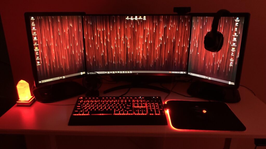 A little (very) late posting this, but special thanks to u/Autonomousofficial for the much-needed desk upgrade! (See photos in comments) A little (very) late posting this, but special thanks to u/Autonomousofficial for the much-needed desk upgrade! (See photos in comments)