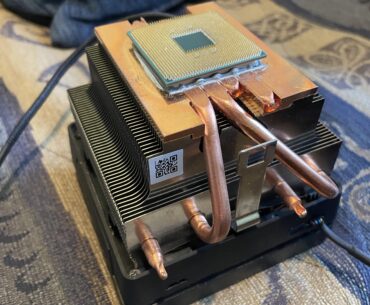 Near 6 year AMD stock thermal paste is like a glue