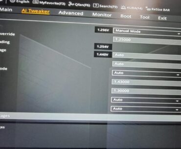 i cant find cpu offset voltage(-) in bios