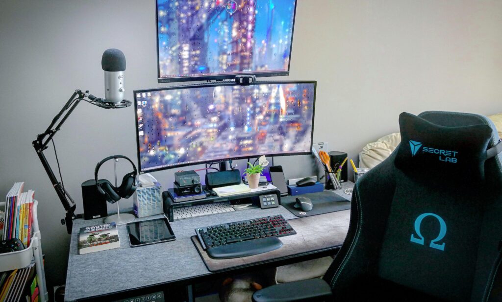 First post here! Check out my setup—it's the cleanest I've kept since moving into the new place. Had a third monitor on the left before, but haven't really needed it lately.